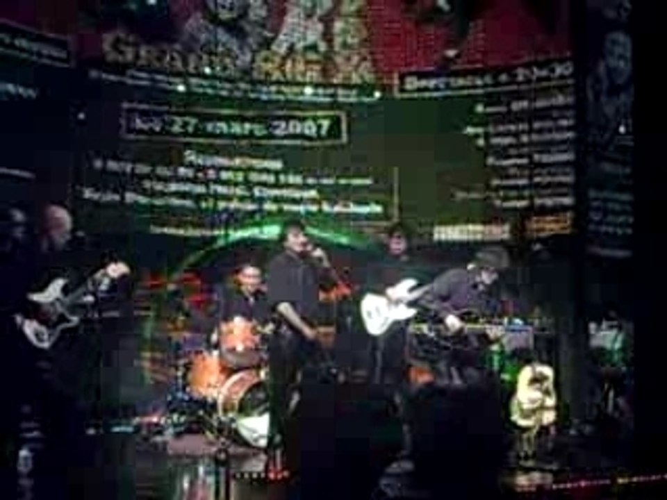 APRES LES CHATS SAUVAGES..LES AIGLES NOIRS