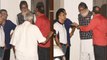 Amitabh Bachchan attends script reading session at Anand Pandit's house; Watch Video | FilmiBeat