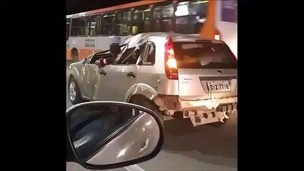 ¿Cómo puede este coche seguir circulando?