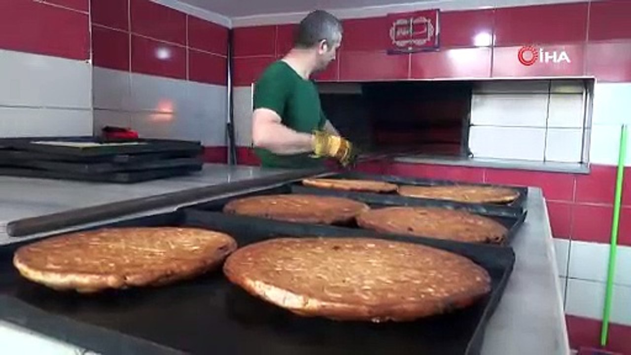 TOKAT ÇÖREĞİ NEYDEN YAPILIR, NASIL TÜKETİLİR