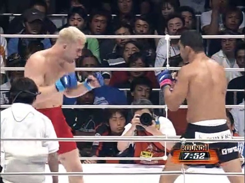 Antonio Rodrigo Nogueira vs Sergei Kharitonov
