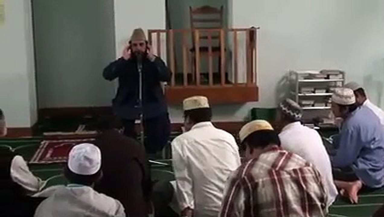 Qari Syed Sadaqat Ali - Long Breath Surah Al-Ikhlas