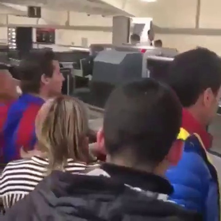 Lionel Messi tuvo un incidente con aficionados tras eliminación ante Liverpool