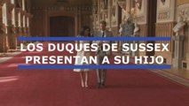 Los duques de Sussex presentan a su hijo