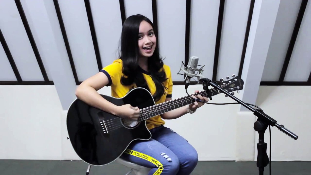Zona Nyaman - Fourtwnty ( Chintya Gabriella Cover )