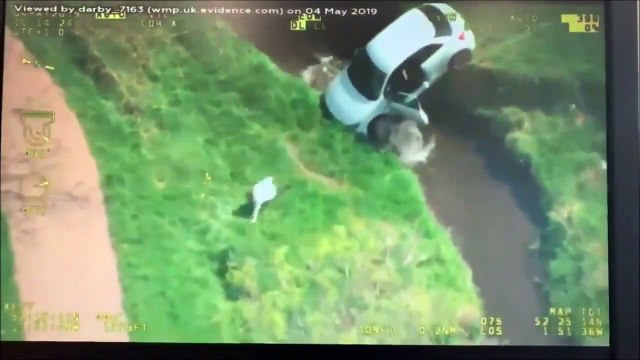 Course-poursuite impressionnante, ces voleurs terminent dans une rivière