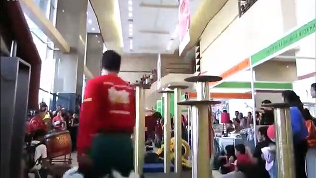 caidas y golpes graciosos | lo mas divertido de dailymotion | videos super graciosos | funny vidos