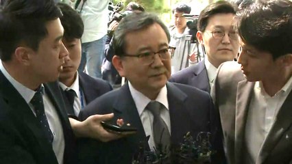 [현장영상] 김학의, 검찰 수사단 출석...'뇌물·성범죄' 피의자 신분 / YTN