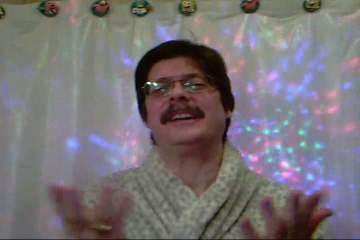 1454. HOW-TO GET THE SCRATCH OUT OF YOUR WOOD FURNITURE.