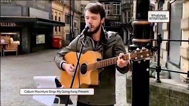 Busker Sings 'American Beauty'