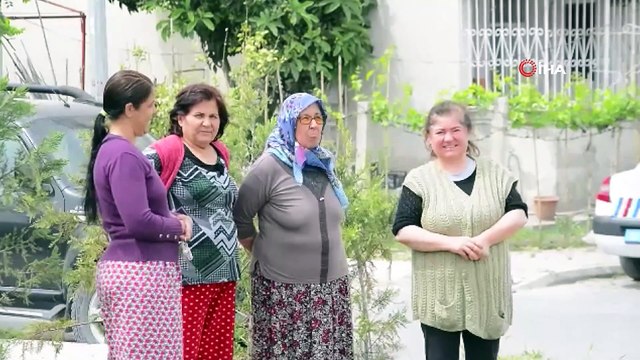 Söke’de öğrenci ve jandarmadan trafik klibi