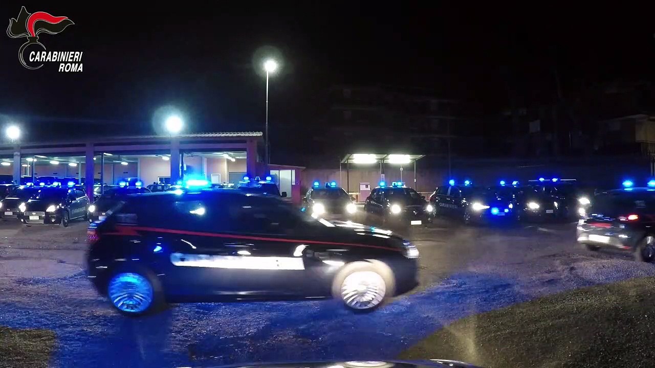 Colpo ai Casamonica: 22 arresti per un giro di droga da 100mila euro al mese