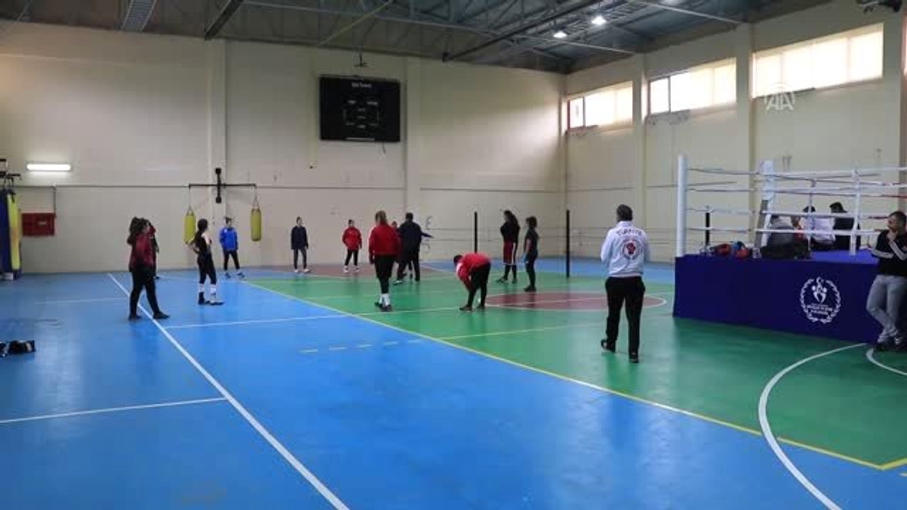 Yıldız Kız Boks Milli Takımı, Çankırı'da Kampa Girdi - Çankırı