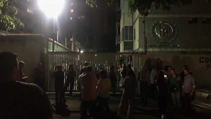 Caracas, arrestato Edgar Zambrano, deputato vicino a Guaidò