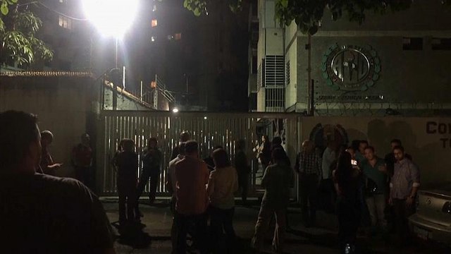 Caracas, arrestato Edgar Zambrano, deputato vicino a Guaidò