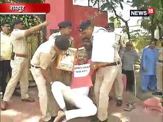 VIDEO: बृजमोहन अग्रवाल के बंगले के सामने धरना दे रहे युवक को पुलिस ने हटाया