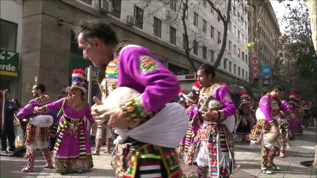 Bolivian and Peruvian dance music in Santiago, Chile