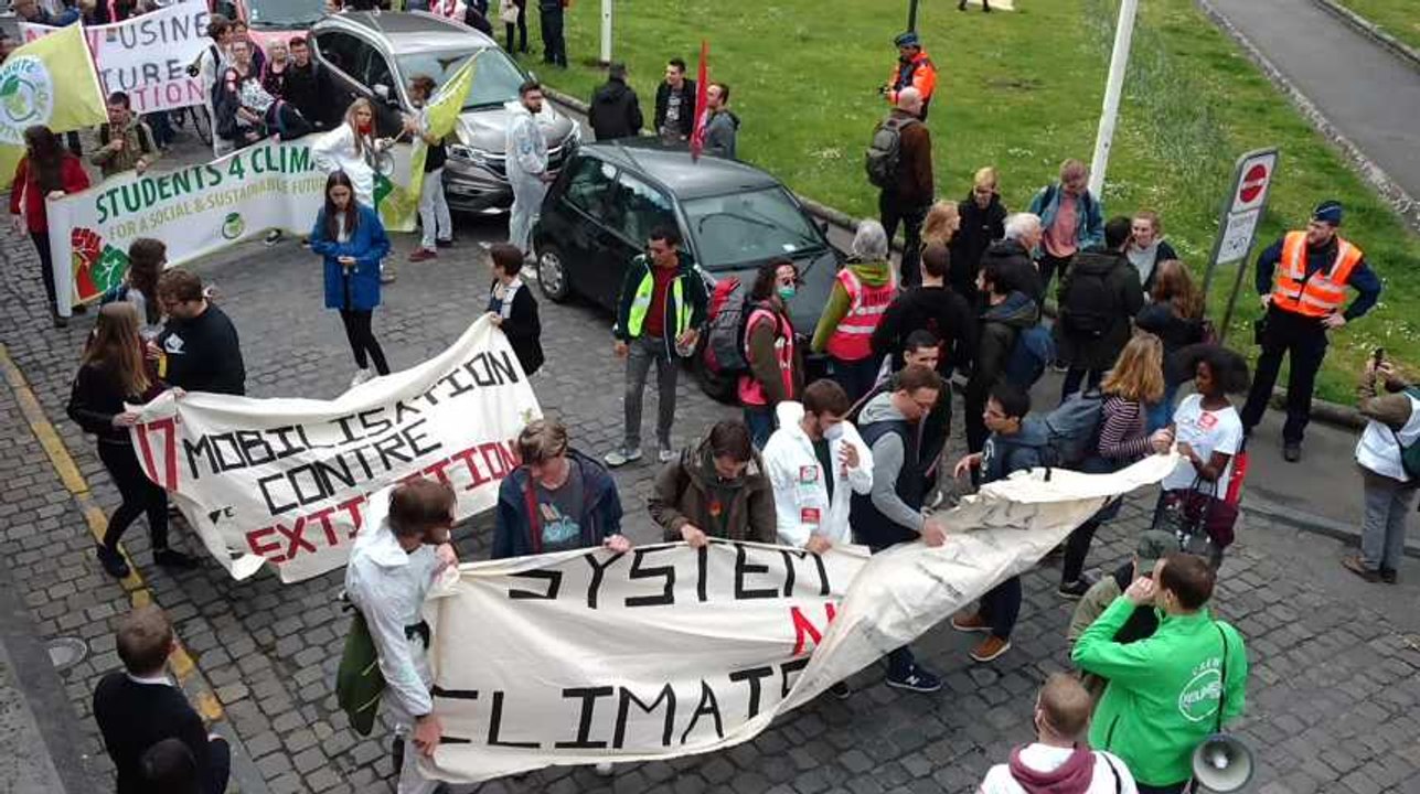 Manifestation Pour le climat à Mons..Video Éric Ghislain