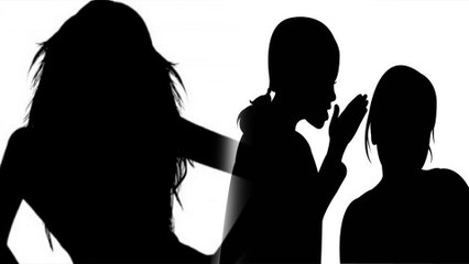 வாரிசு நடிகரை காதலித்து வரும் பிரபல நடிகை- வீடியோ