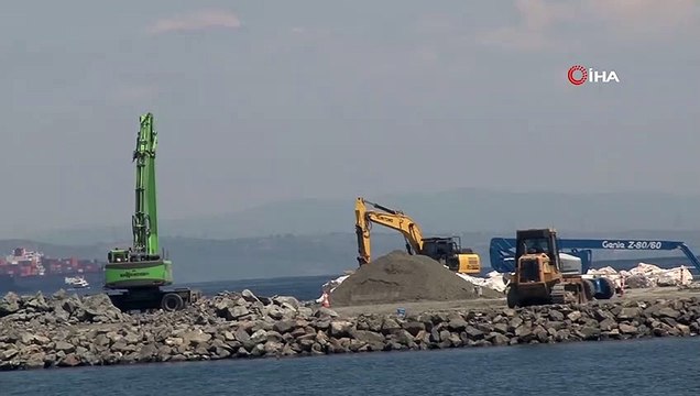 1915 Çanakkale Köprüsü’nün kule kesonları denize batırıldı