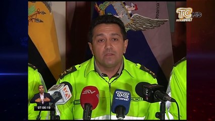 Detienen a sujeto que portaba más de 23 mil dólares falsos