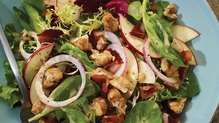 Apple, Walnut and Bacon Green Salad