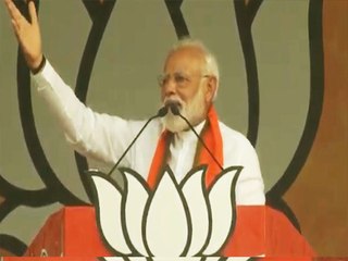 PM Modi ने सपा का Mayawati के साथ गठबंधन पर ये क्या बोल दिया ? | वनइंडिया हिंदी