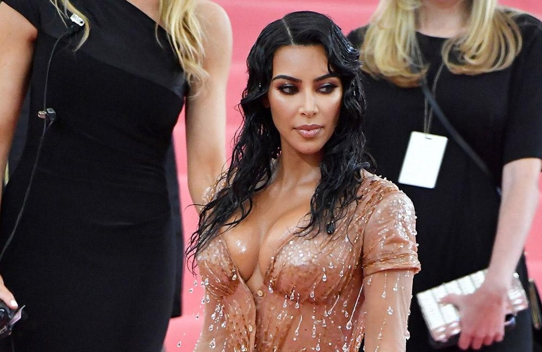 Kim Kardashian West konnte in ihrer Met-Robe nur 'halbwegs' sitzen