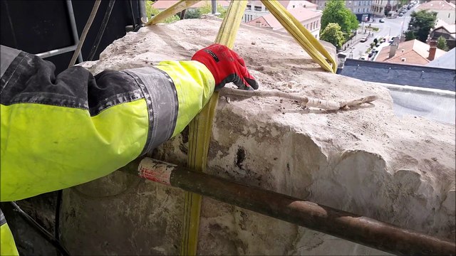 A Saint-Chamond, la tour Nord de l'église Notre-Dame démontée pierre par pierre