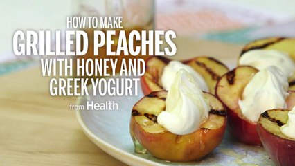 How to Make Grilled Peaches With Honey and Greek Yogurt