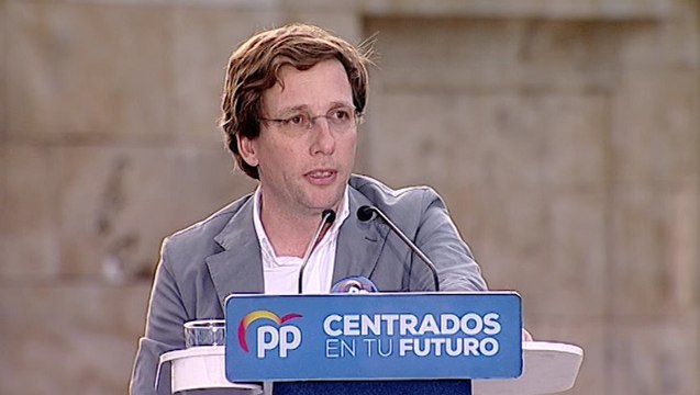 Almeida llama a la movilización para llenar las urnas