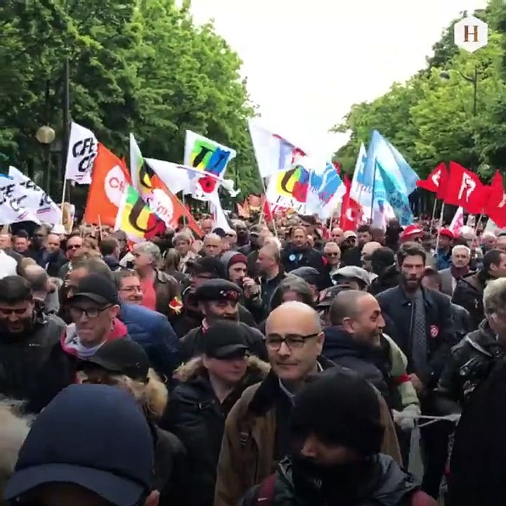 Les fonctionnaires se mobilisent massivement contre la réforme de leur statut