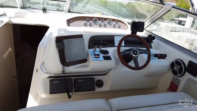 1997 Sea Ray 330 Sundancer For Sale at MarineMax Ohio