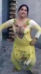 Aunty sexy dance moved