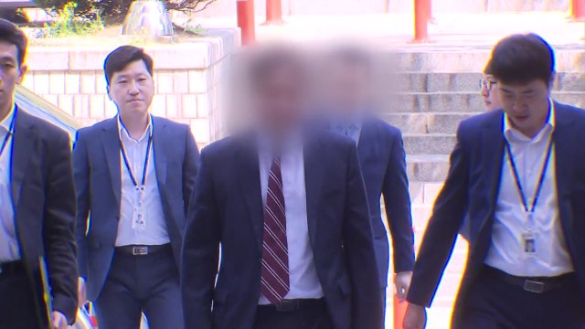 '증거 인멸' 삼성전자 임원 2명 영장 심사 / YTN