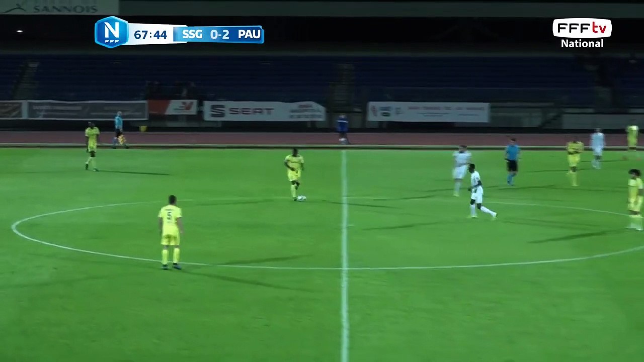 Très bon centre dangereux de Kevin FARAD mais personne pour couper dans la surface.