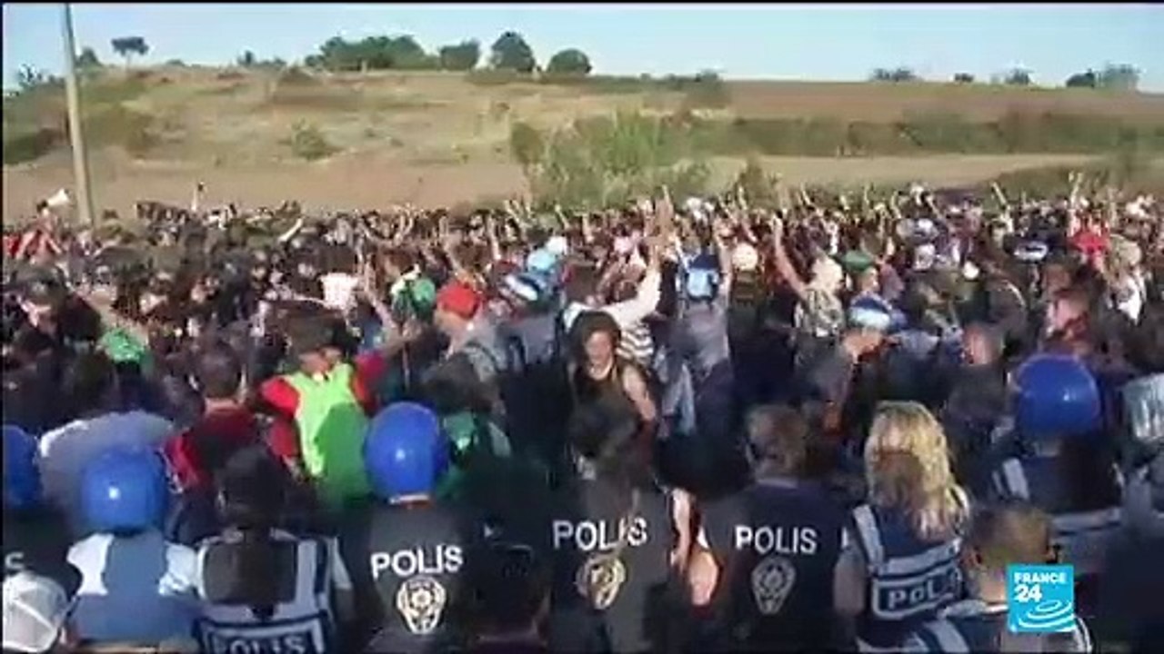 En Syrie, Idleb de nouveau bombardé par le régime, dernier bastion des forces jihadistes