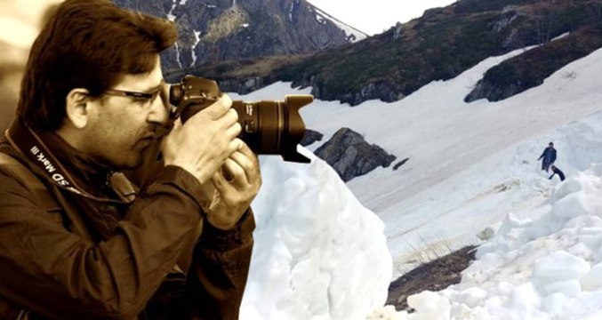 Son Dakika! AA Muhabiri, Dünyanın En Tehlikeli Yolunda Çekim Yaparken Uçuruma Yuvarlandı