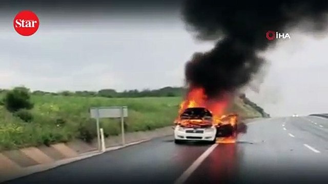Dehşete düşüren olay!; Kadının bulunduğu aracı yakarak kaçtı