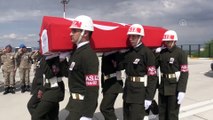 Şehit asker Hasan Özdemir'in naaşı memleketine gönderildi - IĞDIR