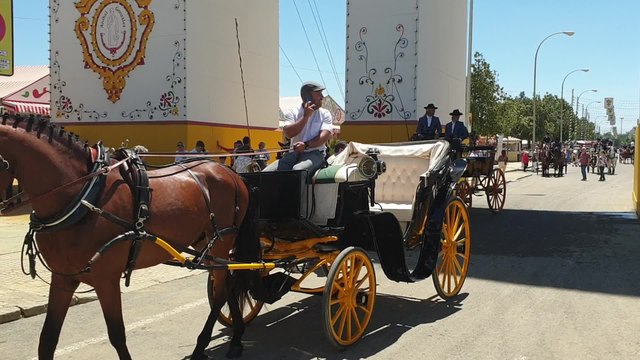 La Feria de Sevilla llega a su recta final con subida de temperaturas