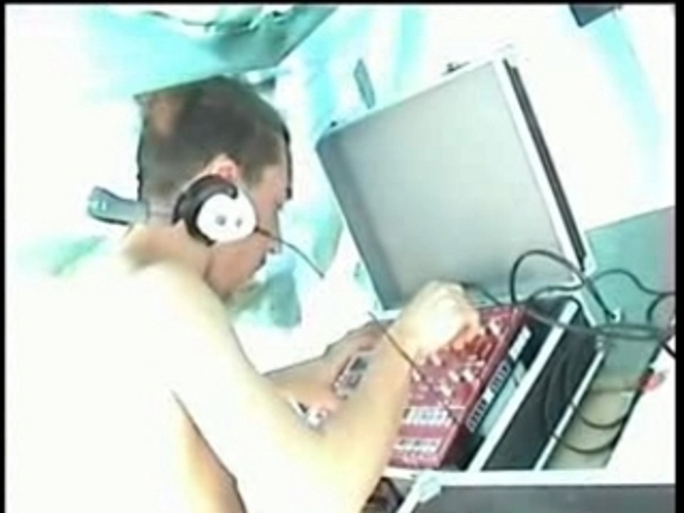 pktre sound 6TM & dksd  teknival  2005