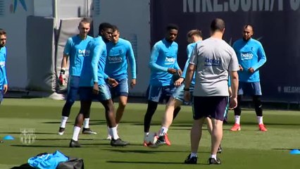 Tải video: El Barça vuelve a los entrenamientos tras el varapalo de la Champions