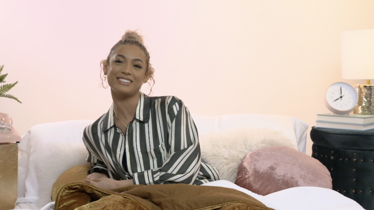 Dani Leigh Dreams About Music Videos | Under Th...