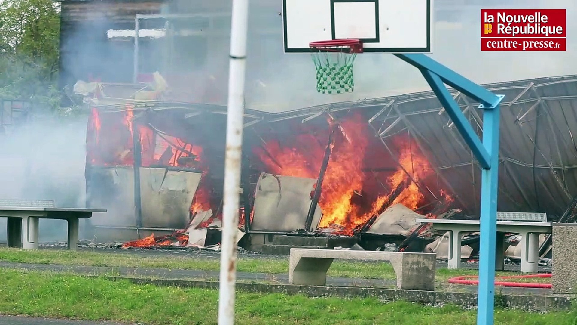 VIDEO. Poitiers : un incendie se déclenche au lycée Nelson-Mandela - Vidéo  Dailymotion