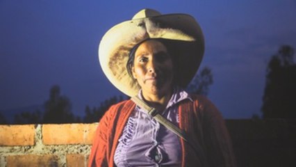 Fotógrafa española expone en Lima el rol de las mujeres en resistencia antiminera