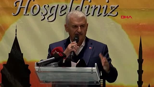 Binali Yıldırım, Bayrampaşa'da Katıldığı İftar Programında Konuştu