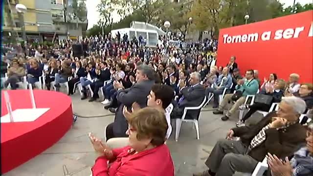 Miquel Iceta homenaje a Alfredo Pérez Rubalcaba visiblemente emocionado