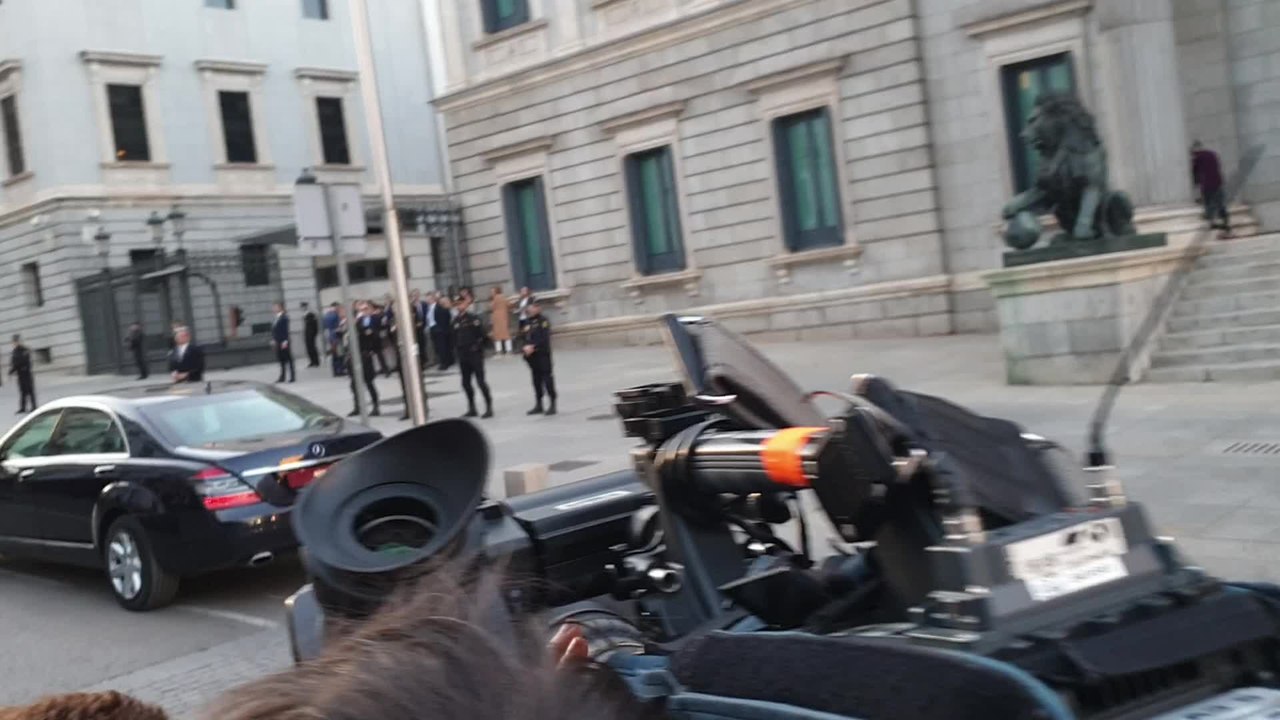 Los Reyes llegan a la capilla ardiente de Rubalcaba