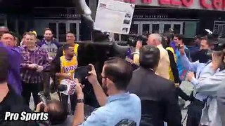 Los Angeles Lakers Fans PROTEST HELD In Front Of Staples Center 'FIRE RAMBIS' After Ty Lue Negotiations Fail